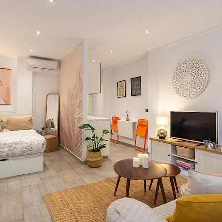Andres Perez & Quiet Courtyard By Ele Apartments Málaga Eksteriør bilde
