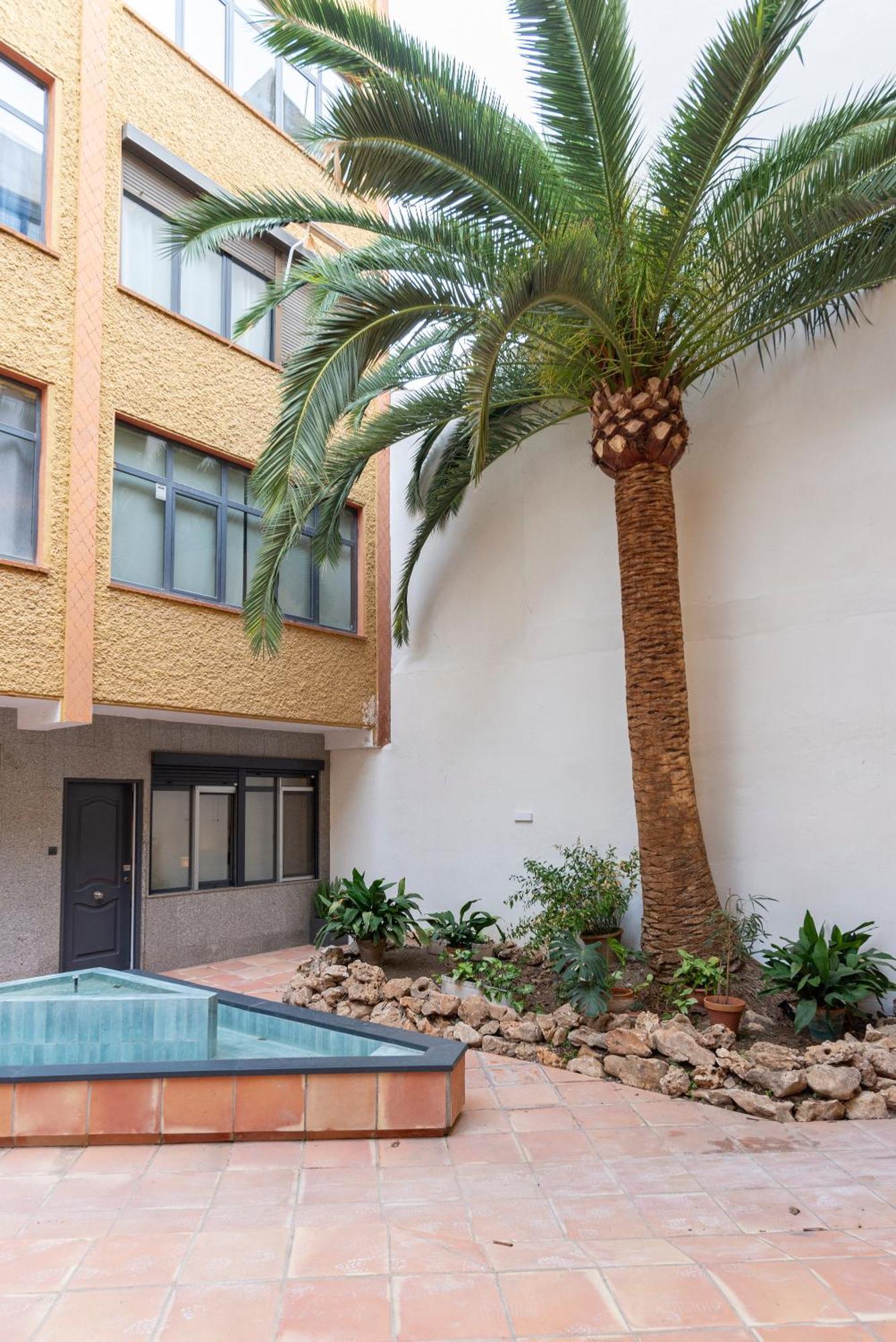 Andres Perez & Quiet Courtyard By Ele Apartments Málaga Eksteriør bilde